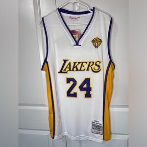 Kobe Bryant jersey large